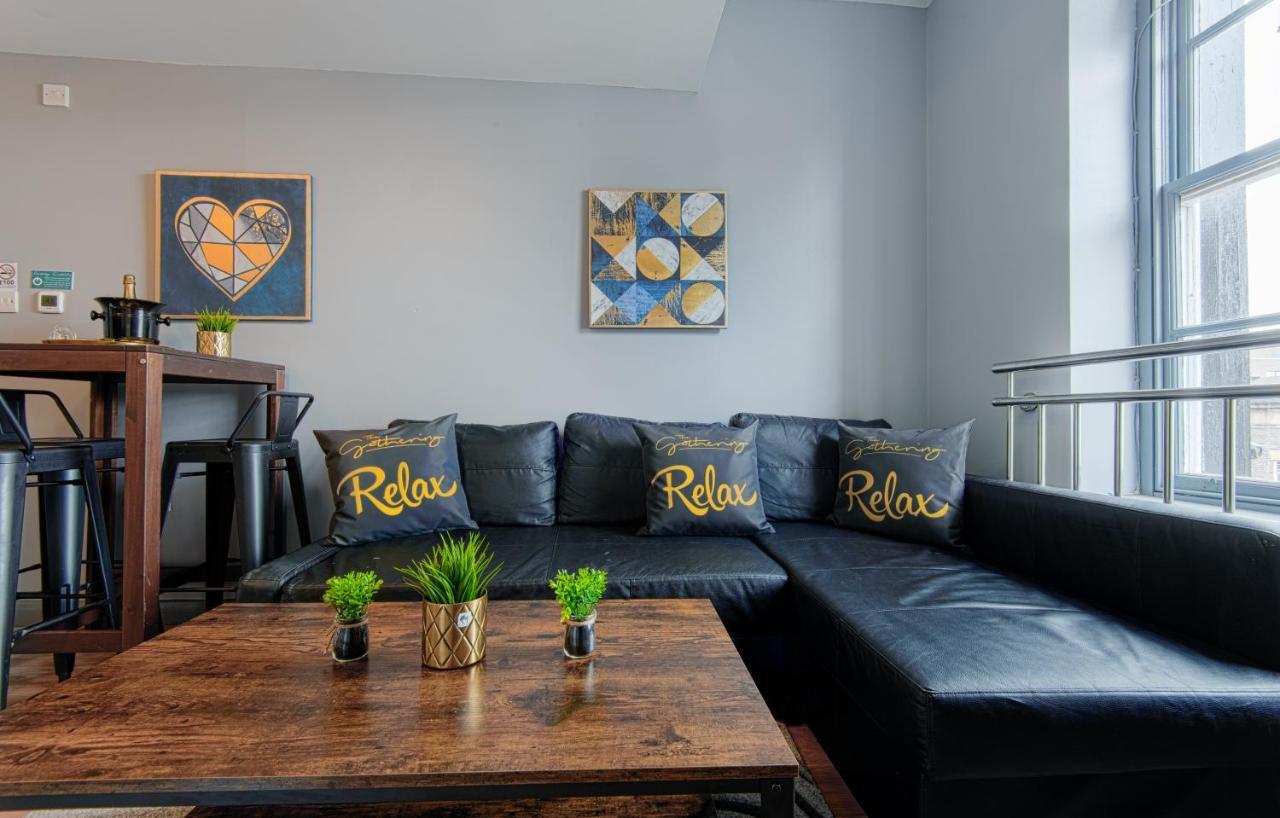 Apartament The Eistedfod Penthouse - Berwyn House Wrexham Zewnętrze zdjęcie
