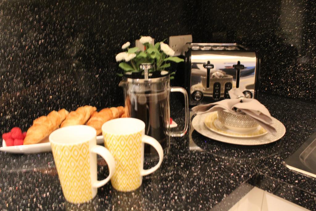 Apartament The Eistedfod Penthouse - Berwyn House Wrexham Zewnętrze zdjęcie
